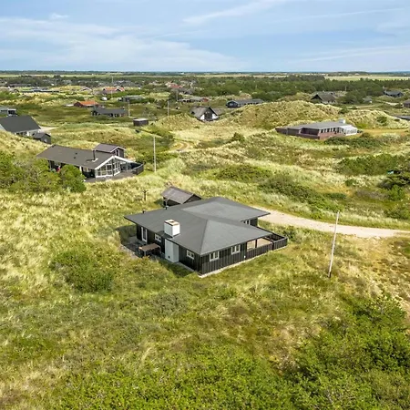 Iken - 500m From The Sea By Interhome *